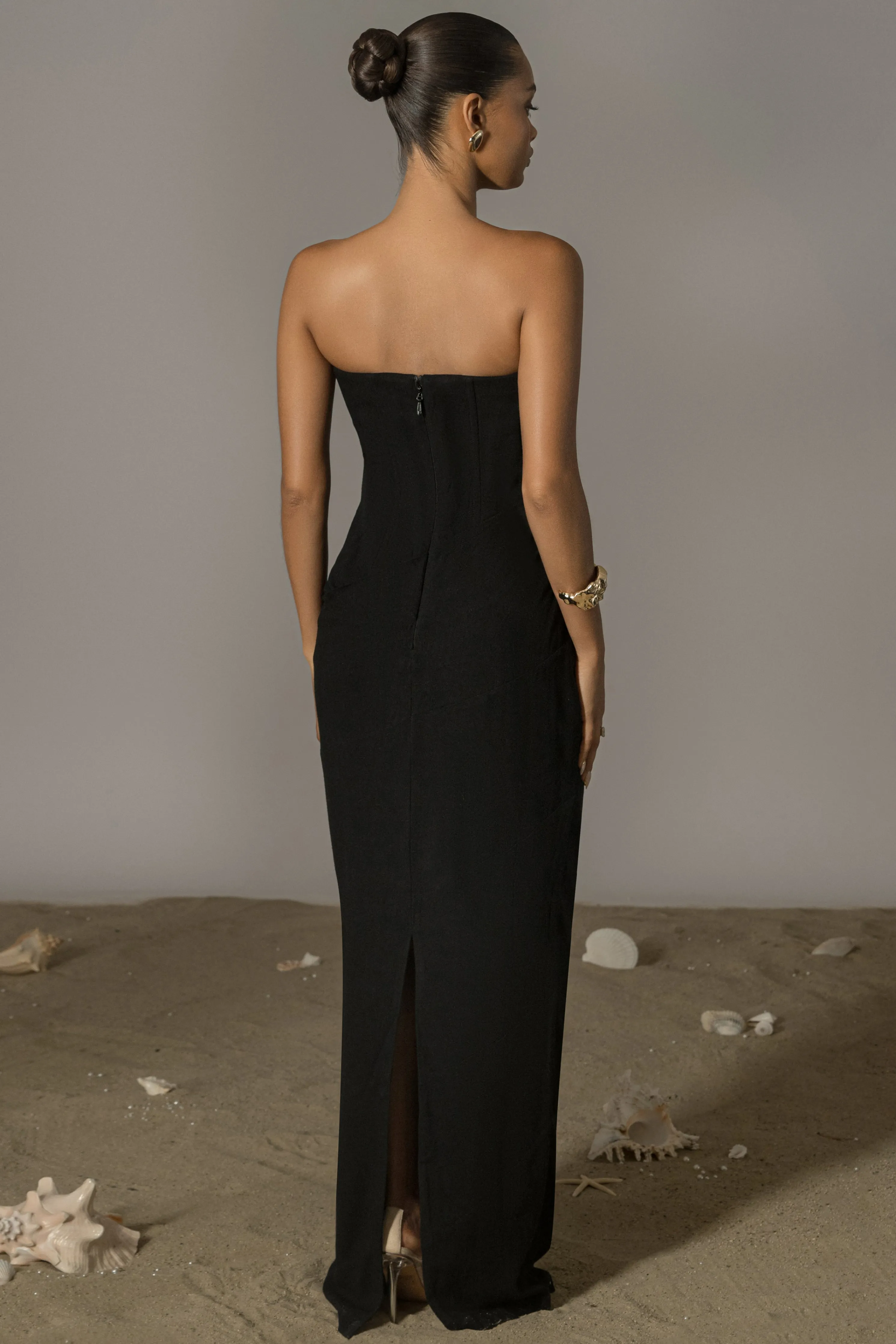Black Journey Linen Maxi Dress