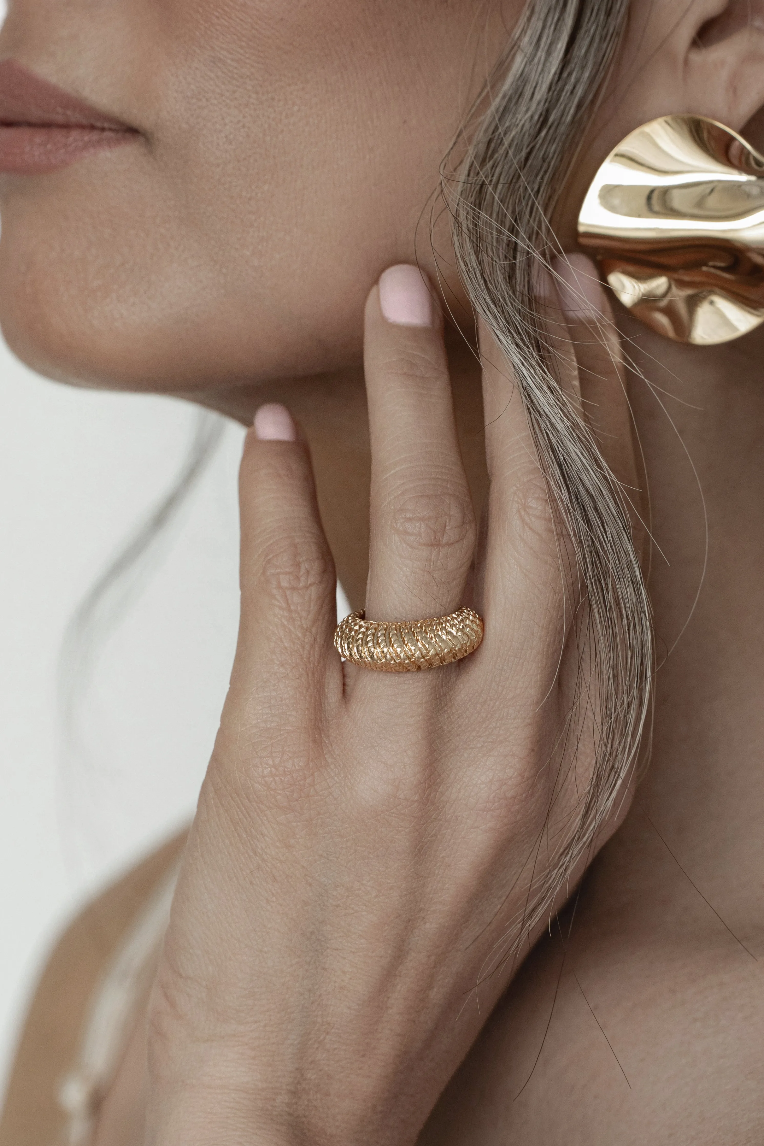 Gold Itzel Ring