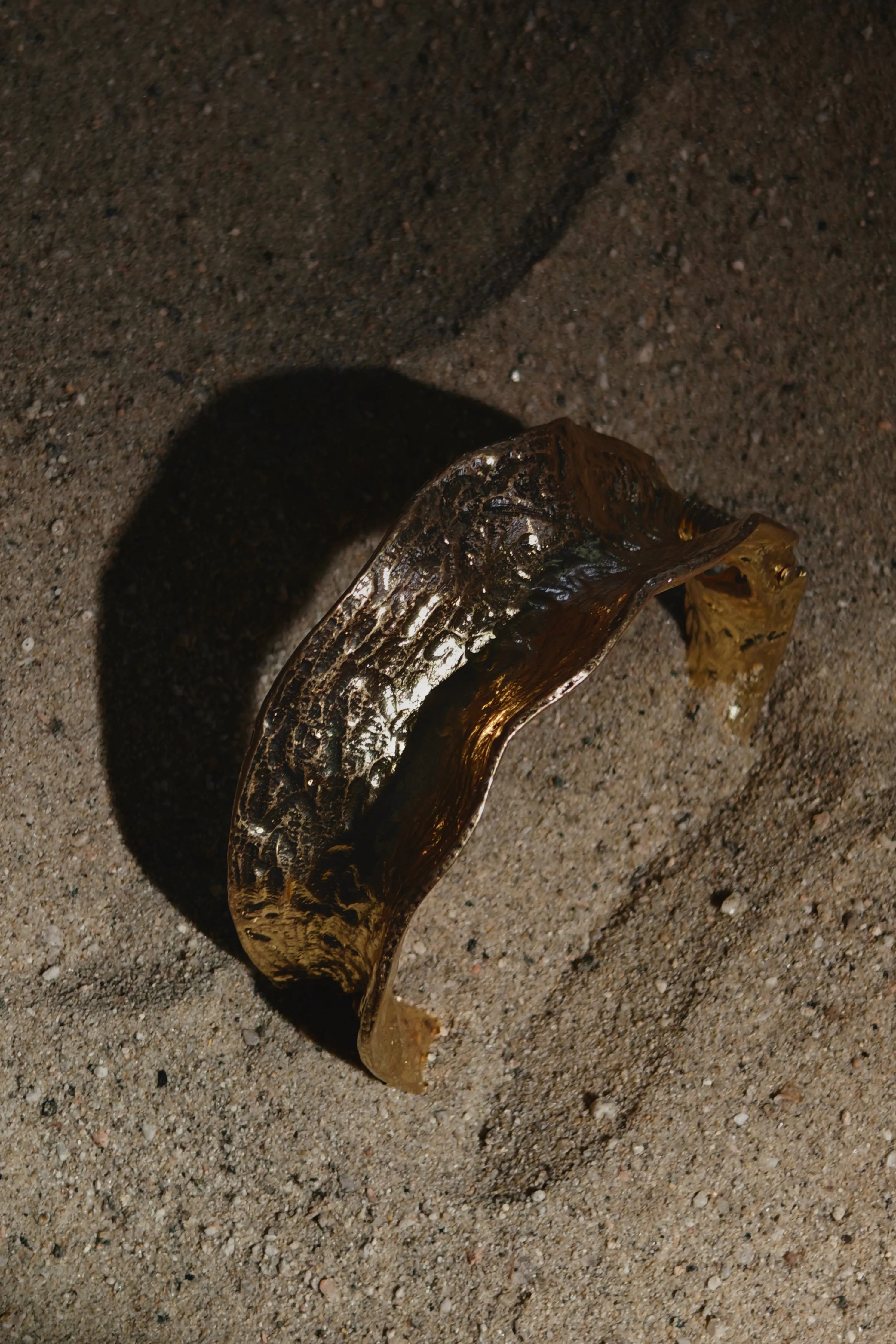 Gold Loren Hinge Bracelet